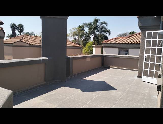 4 BEDROOM DUPLEX FOR SALE IN EQUESTRIA